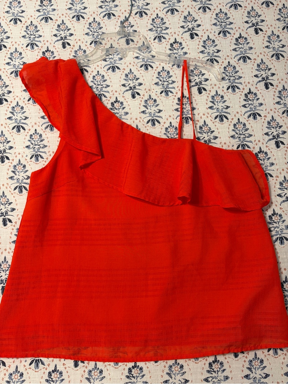 Women's One-Shoulder Ruffle Tank Top - Red